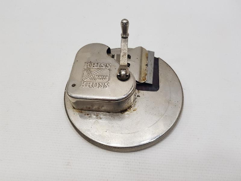 KUTUSUNDA ANTİKA JİLET BİLEME ALETİ 