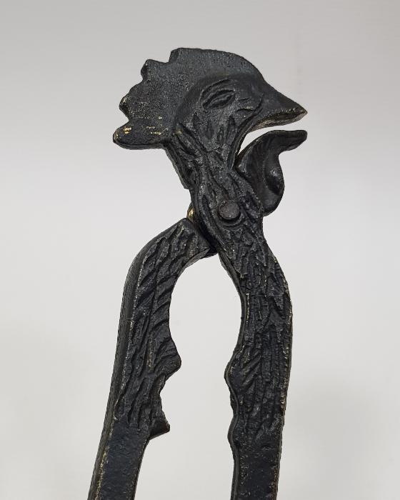 OSMANLI DÖNEMİ HOROZ FORMLU FINDIK KIRMA ALETİ