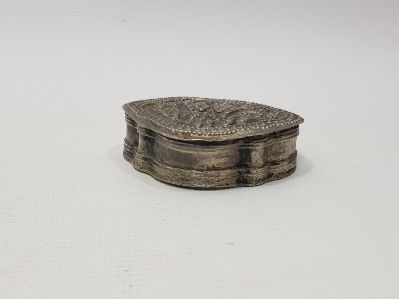 OSMANLI DÖNEMİ RUM İŞİ GÜMÜŞ ENFİYE KUTUSU