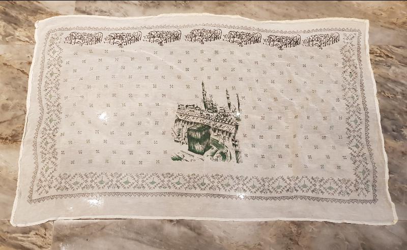 KABE RESİMLİ ANTİKA BAŞ ÖRTÜSÜ