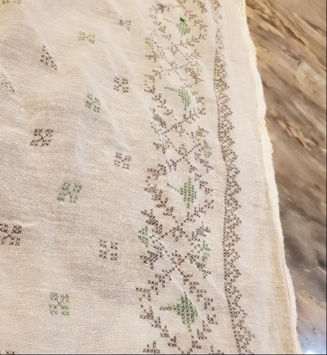 KABE RESİMLİ ANTİKA BAŞ ÖRTÜSÜ