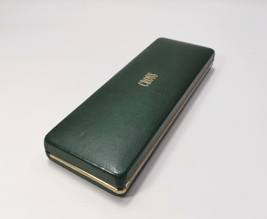 CROSS MARKA 18 AYAR ALTIN UÇLU ORJİNAL KUTUSUNDA DOLMA KALEM