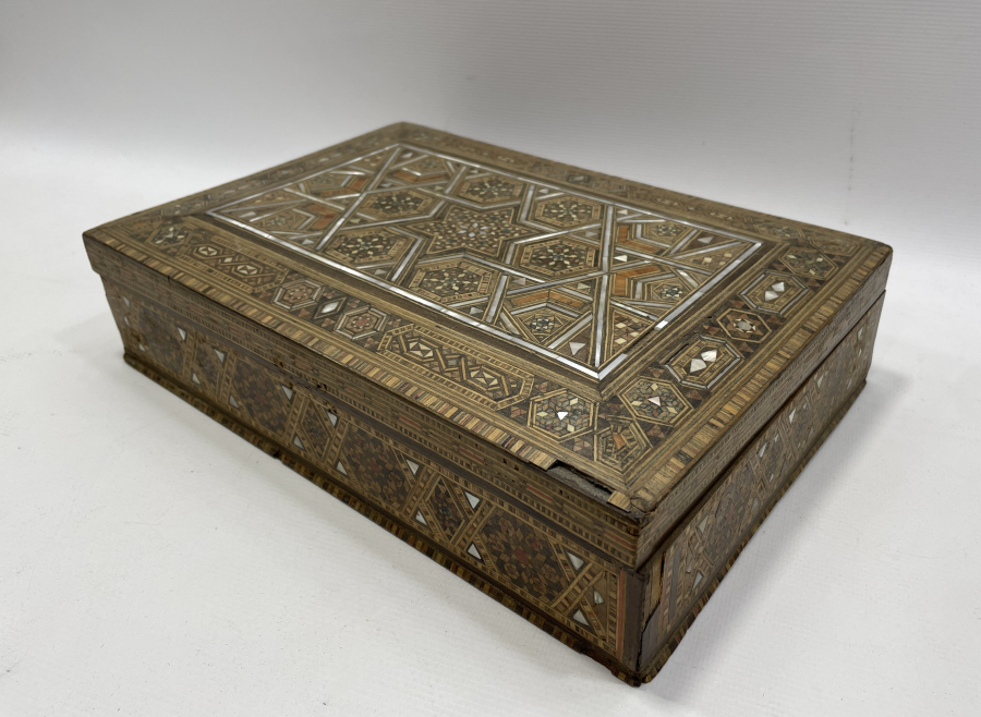 OSMANLI DÖNEMİ ÇOK NADİR MARKÜTERİ İŞÇİLİKLİ ÇOK NADİR TABANCA KUTUSU