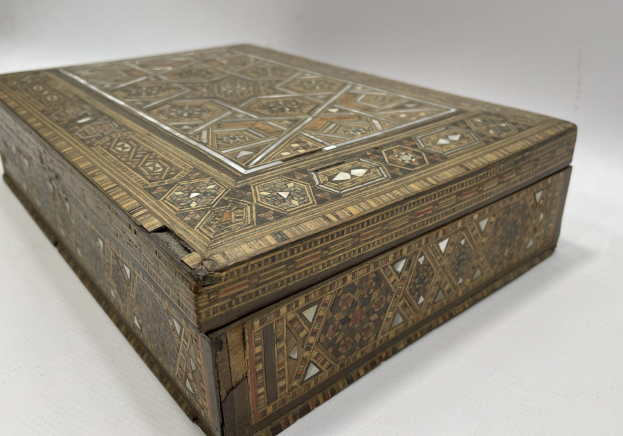 OSMANLI DÖNEMİ ÇOK NADİR MARKÜTERİ İŞÇİLİKLİ ÇOK NADİR TABANCA KUTUSU