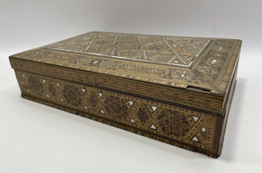 OSMANLI DÖNEMİ ÇOK NADİR MARKÜTERİ İŞÇİLİKLİ ÇOK NADİR TABANCA KUTUSU