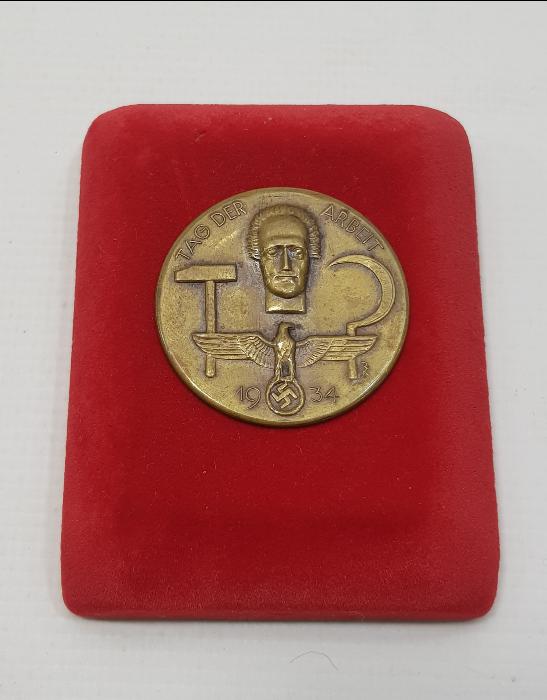 1934 TAG DER ARBEIT NAZİ ROZET
