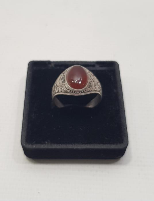 AKİK TAŞLI KALEM İŞÇİLİKLİ GÜMÜŞ YÜZÜK 