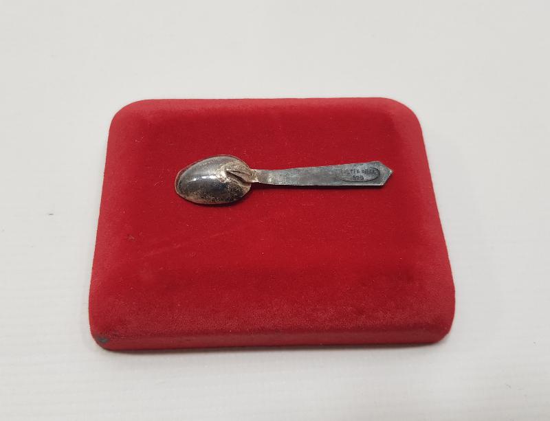 ANTİKA RUS YAPIMI MİNELİ GÜMÜŞ HAVYAR KAŞIĞI