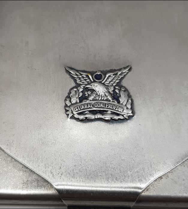 İSTİKBAL GÖKLERDEDİR YAZILI HAVACI ASKER TABAKASI