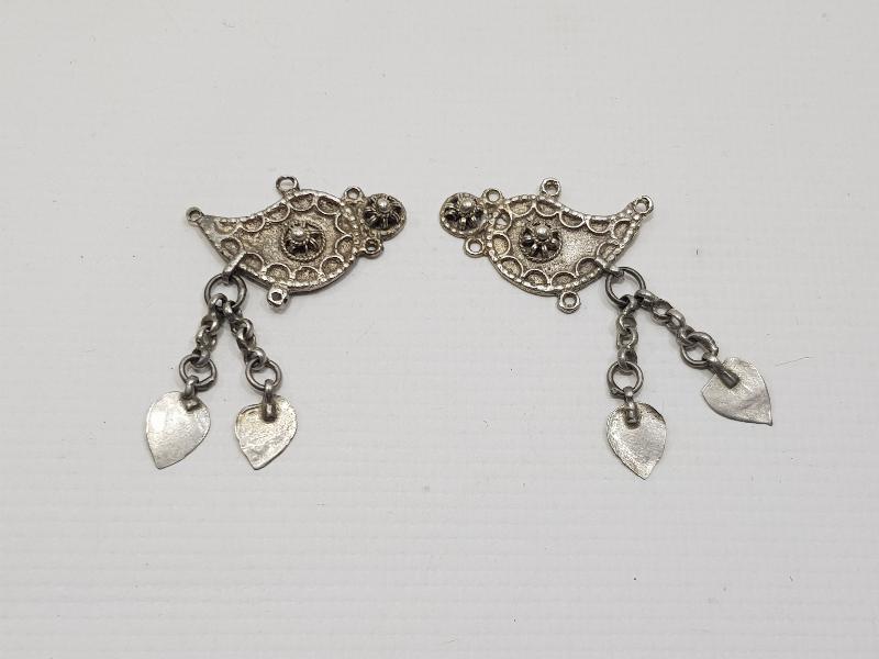 OSMANLI DÖNEMİ BİR ÇİFT GÜMÜŞ FES SÜSÜ