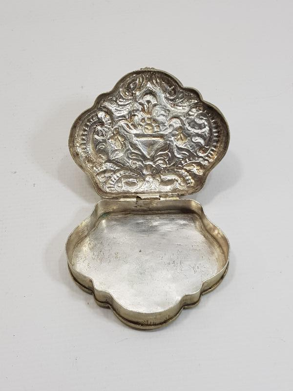 OSMANLI DÖNEMİ RUM İŞİ GÜMÜŞ ANFİYE KUTUSU