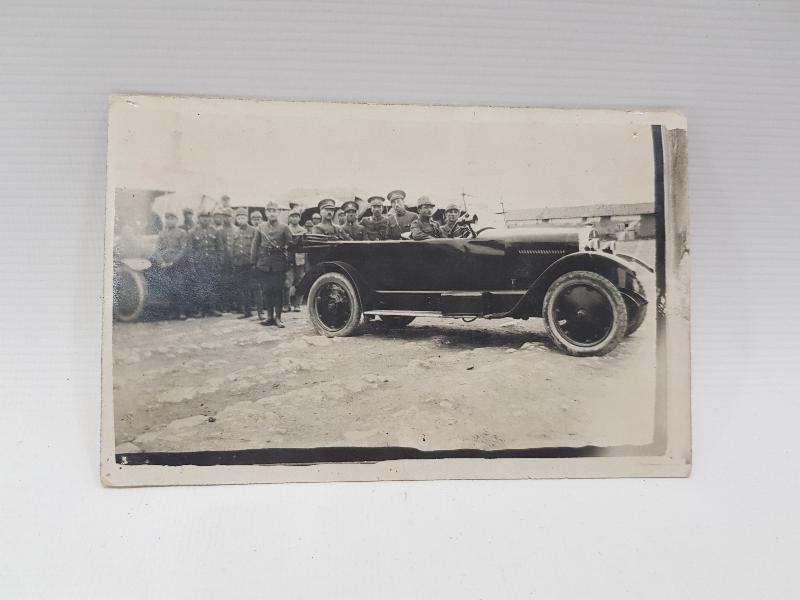 1930'LARDAN JEEP VE TÜRK ASKERLERİ KONULU FOTOĞRAF