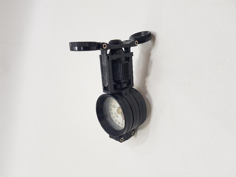 1950'LERDEN BÜYÜTEÇLİ PUSULA