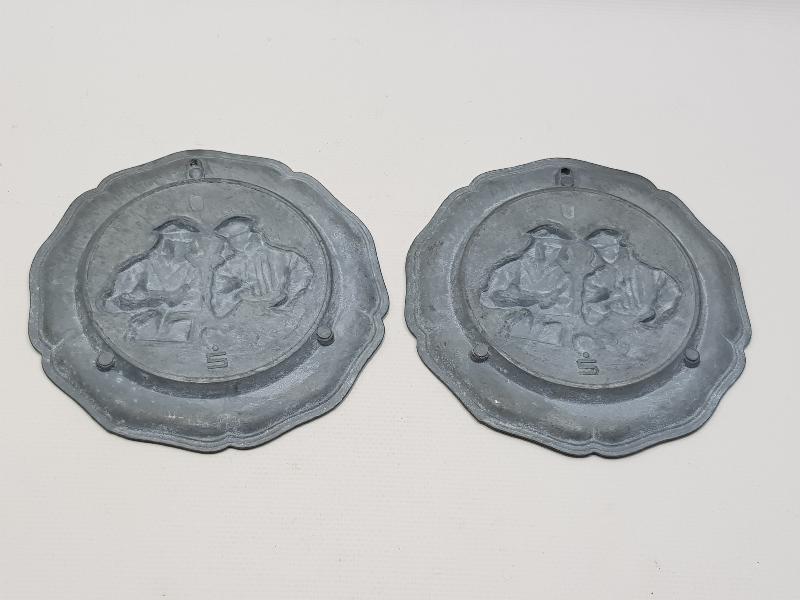 ALMAN MALI İKİ ADET DUVAR TABAĞI