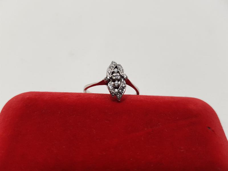 ALTIN PIRLANTA YÜZÜK