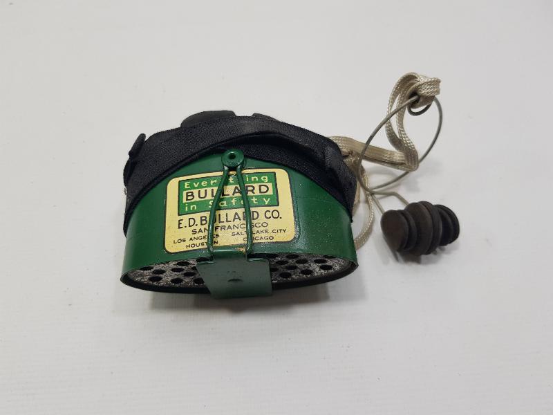 İKİNCİ DÜNYA SAVAŞI DÖNEMİ APARATLI GAZ MASKESİ REFİLİ 