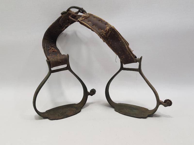 KURTULUŞ SAVAŞI DÖNEMİ 1919 TARİHLİ YUNAN SÜVARİ ÜZENGİSİ