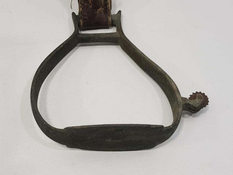 KURTULUŞ SAVAŞI DÖNEMİ 1919 TARİHLİ YUNAN SÜVARİ ÜZENGİSİ