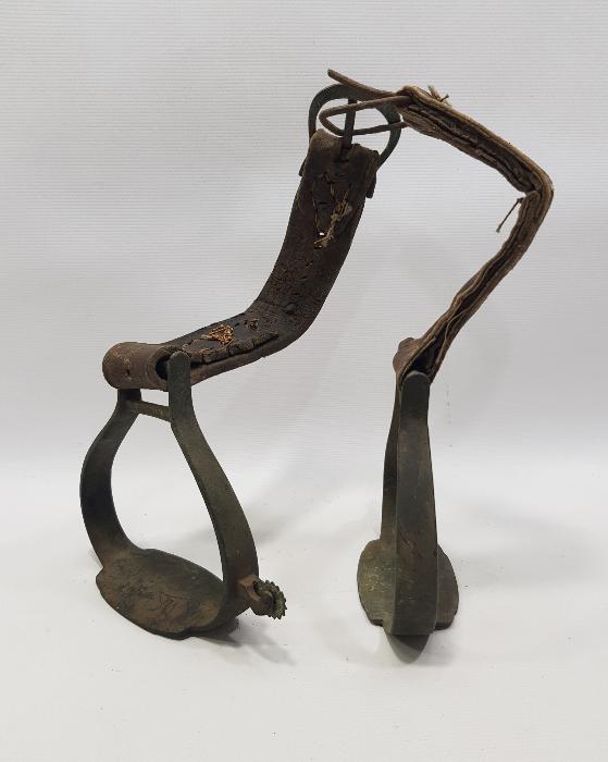 KURTULUŞ SAVAŞI DÖNEMİ 1919 TARİHLİ YUNAN SÜVARİ ÜZENGİSİ