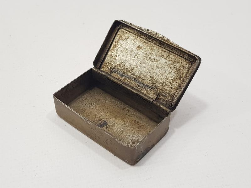 ÜZERİ OSMANLICA YAZILI ENFİYE KUTUSU