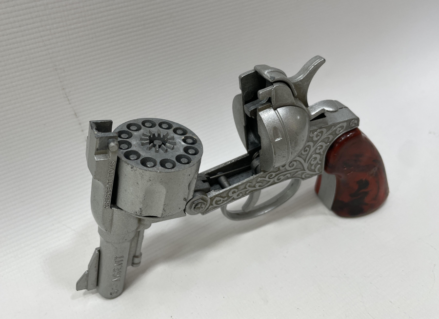 İNGİLİZ YAPIMI ÇİL KONDİSYONDA OYUNCAK KAPSÜL TABANCASI 