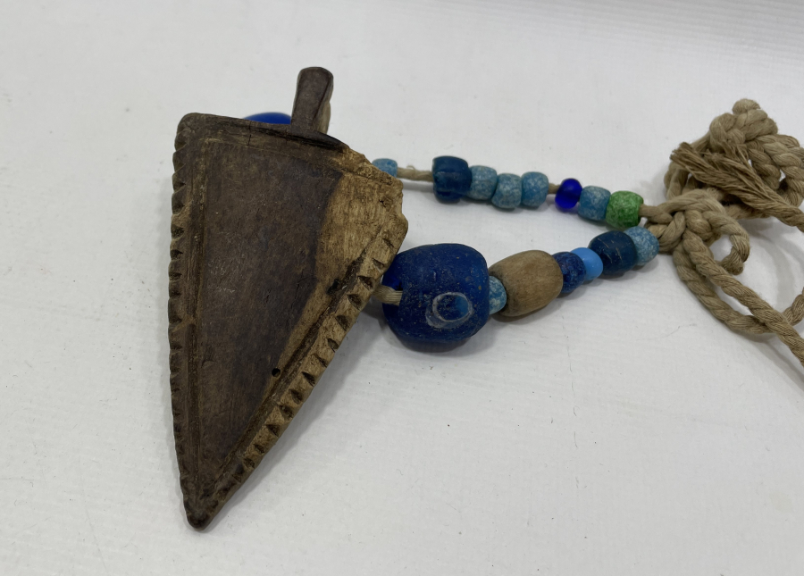 OSMANLI DÖNEMİ AHŞAPTAN VE OPAL BONCUKLARDAN YAPILMIŞ ÇOK NADİR ŞAMAN İŞİ AT MUSKASI - AT SÜSÜ