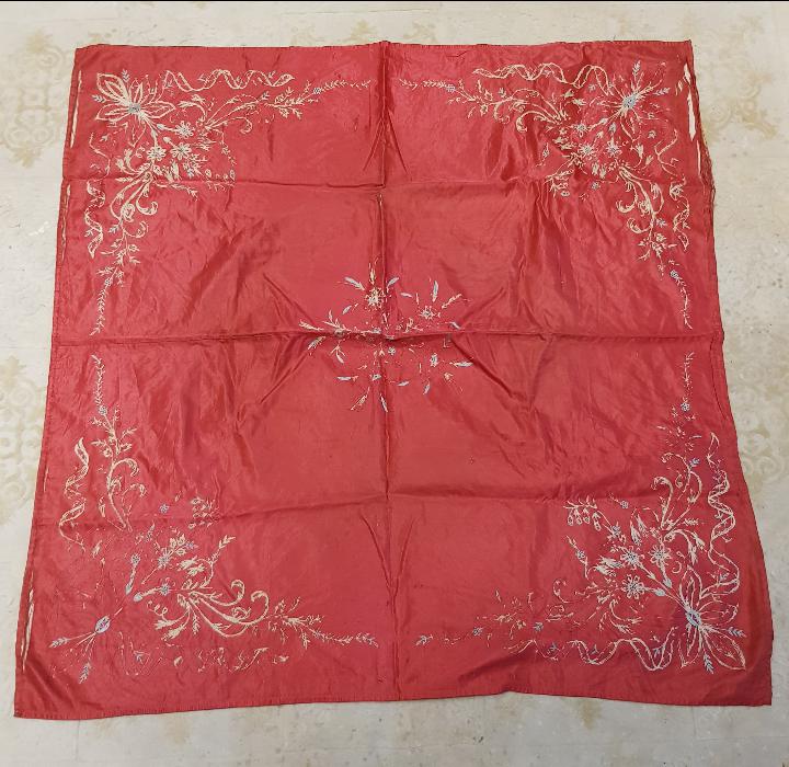 OSMANLI DÖNEMİ RUM İŞİ SUZENİ İŞLEMELİ İPEK BOHÇA