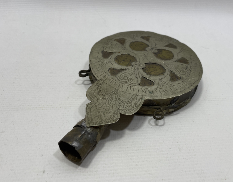 ÜZERİ KALEM İŞÇİLİKLİ TÜRKMEN İŞİ ANTİKA BARUTLUK