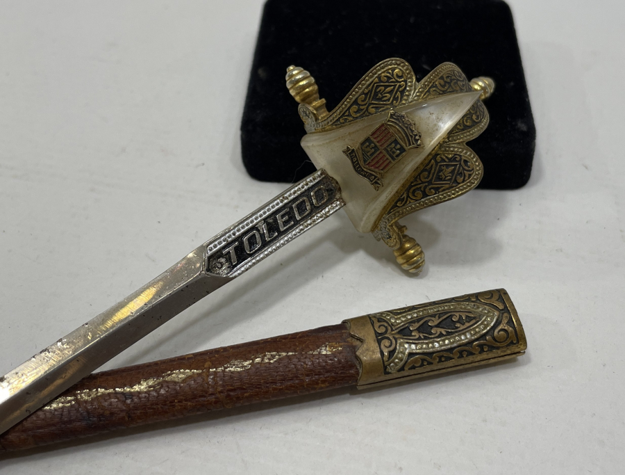 1900 BAŞLARI ÇOK NADİR KILIÇ FORMUNDA TOLEDO ZARF AÇACAĞI