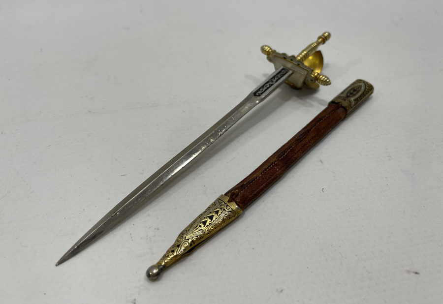 1900 BAŞLARI ÇOK NADİR KILIÇ FORMUNDA TOLEDO ZARF AÇACAĞI