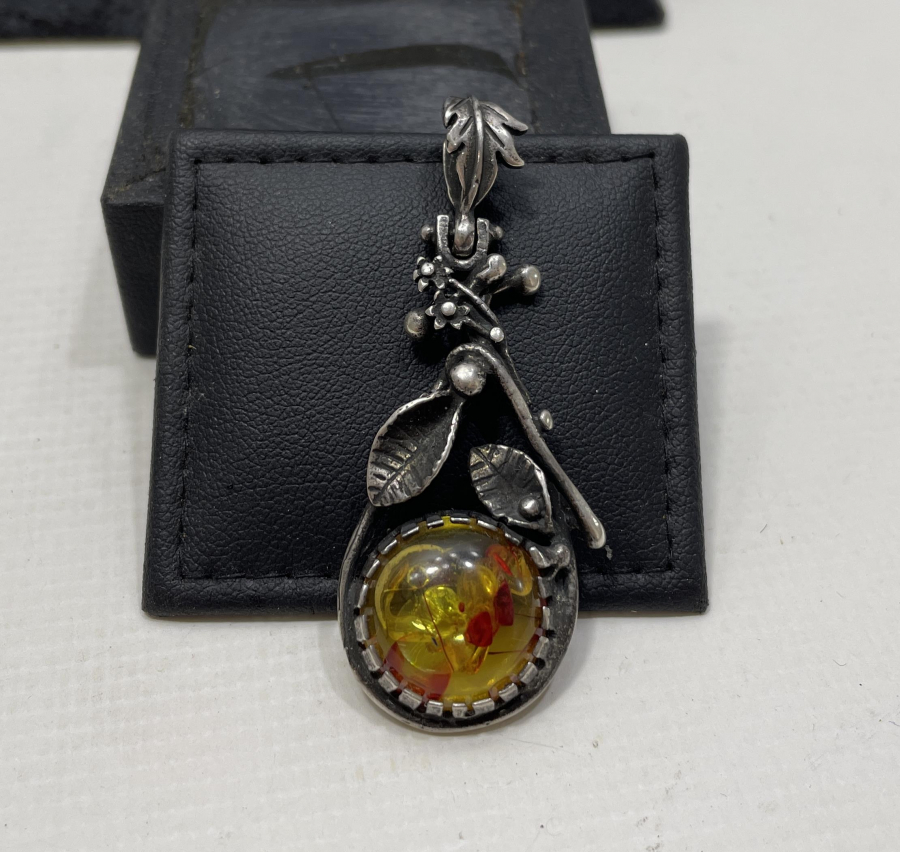 DAMLA KEHRİBARLI ÖZEL YAPIM GÜMÜŞ KOLYE UCU