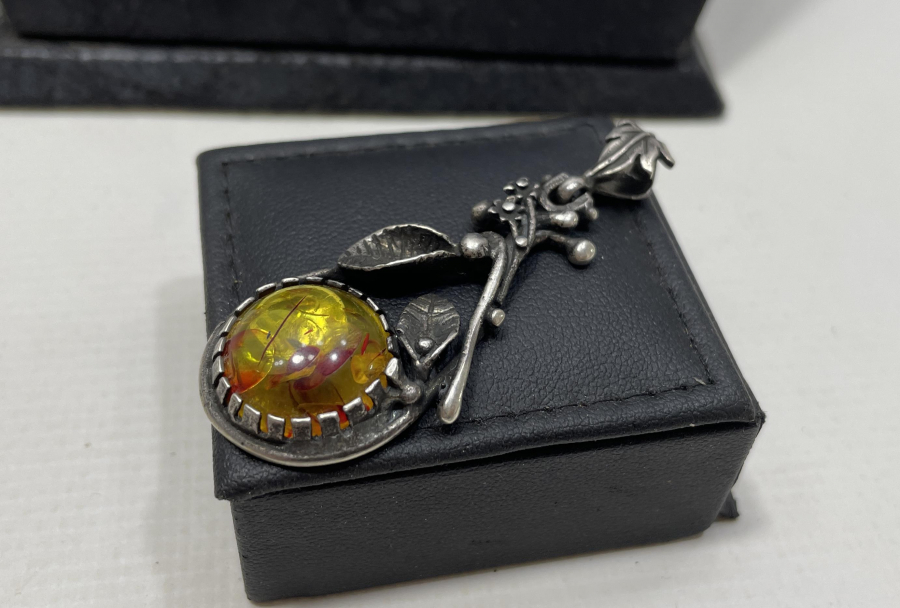 DAMLA KEHRİBARLI ÖZEL YAPIM GÜMÜŞ KOLYE UCU