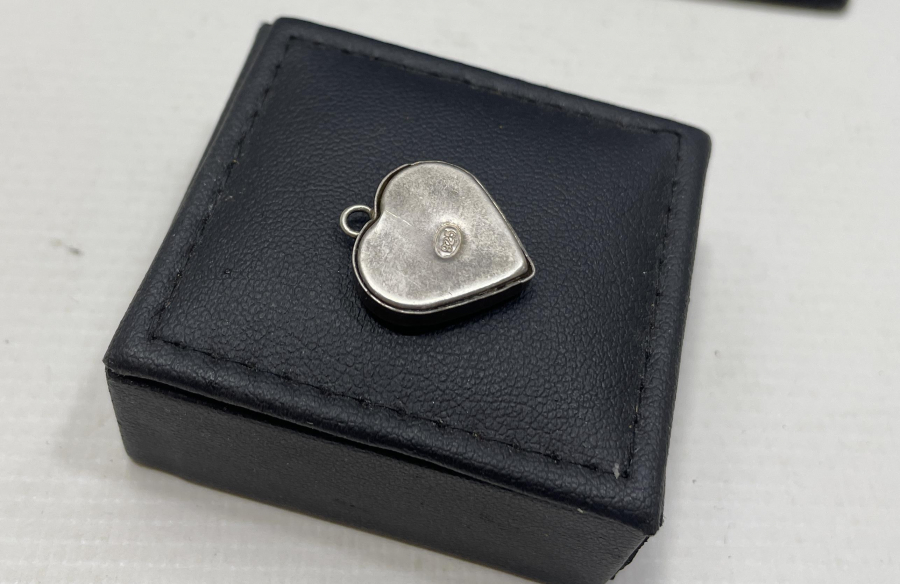 İÇİNDE DUASI İLE GÜMÜŞ CEVŞEN-İ KEBİR