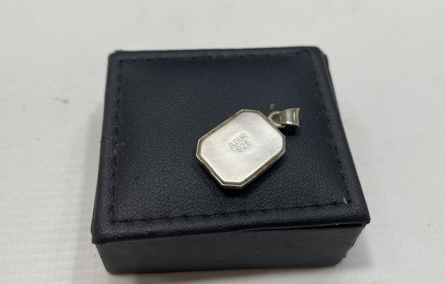 İÇİNDE DUASI İLE GÜMÜŞ CEVŞEN-İ KENBİR KOLYE