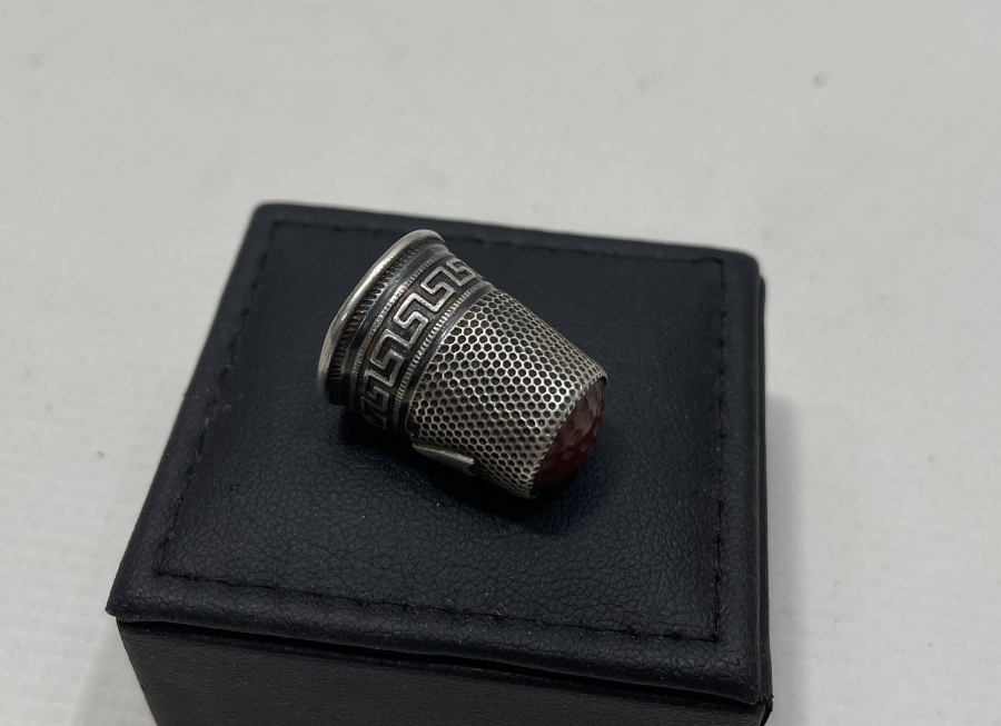 OSMANLI DÖNEMİ AKİK TAŞLI GÜMÜŞ TERZİ YÜKSÜĞÜ