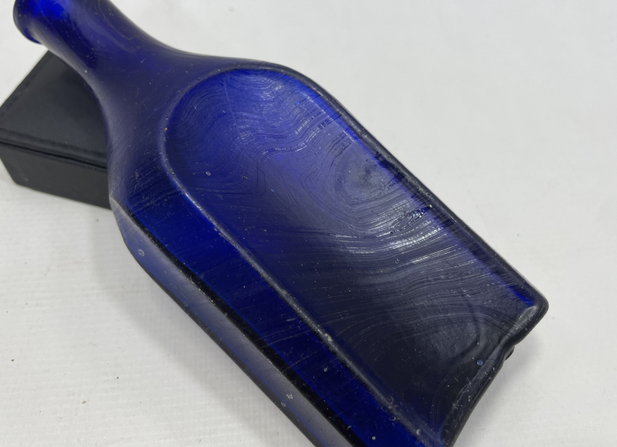 OSMANLI DÖNEMİ NADİR RENKTE ECZACI ŞİŞESİ