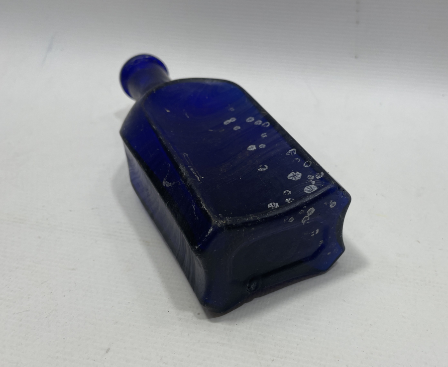 OSMANLI DÖNEMİ NADİR RENKTE ECZACI ŞİŞESİ