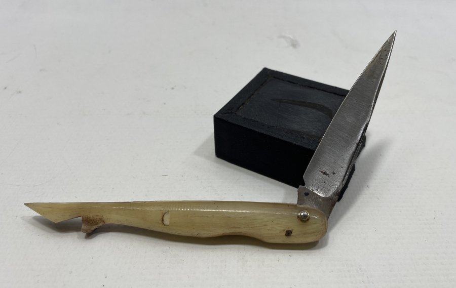 BOYNUZ SAPLI EL YAPIMI ANTİKA ÇAKI