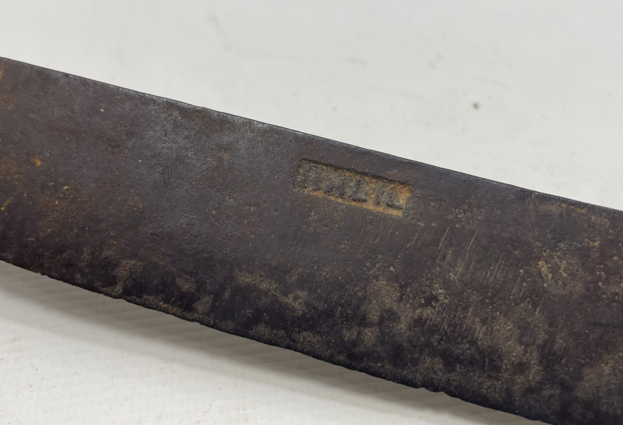 CUMHURİYET BAŞLARI TAMAMI EL YAPIMI NADİR FORMDA KURT BAŞLI KAMA