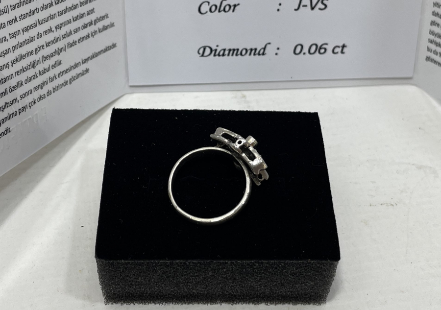 ELMAS TAŞLI ÖZEL YAPIM ANTİKA YÜZÜK