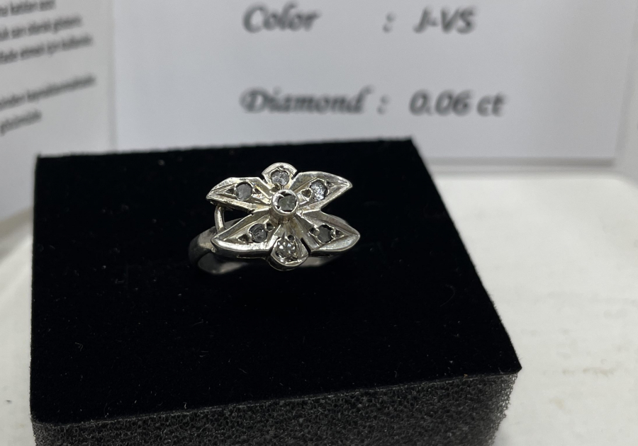 ELMAS TAŞLI ÖZEL YAPIM ANTİKA YÜZÜK