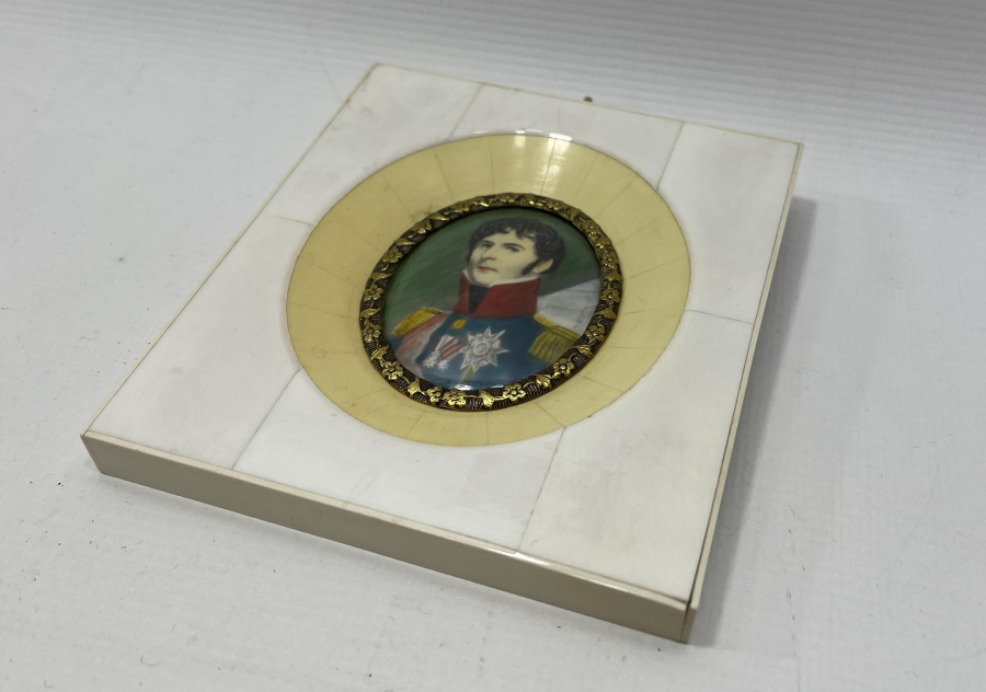 FİL DİŞİ VE EL BOYAMA  SANATÇI İMZALI ANTİKA NADİR MİNİ TABLO