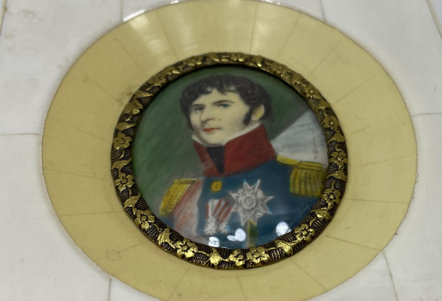 FİL DİŞİ VE EL BOYAMA  SANATÇI İMZALI ANTİKA NADİR MİNİ TABLO