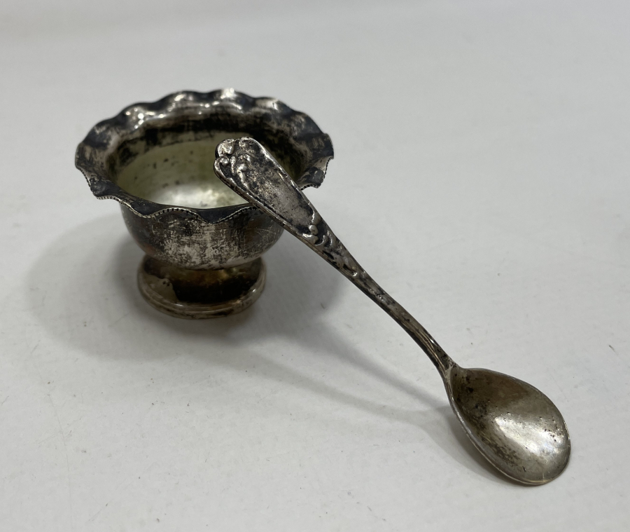 GÜMÜŞTEN MAMUL ANTİKA HAVYARLIK