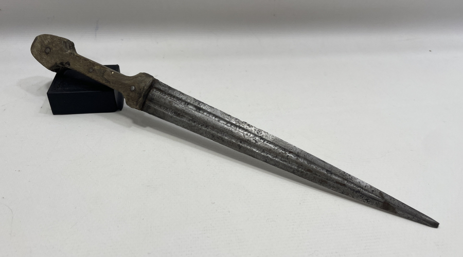 İKİ TARAFİ OSMANLICA YAZILI NADİR FORMDA ERZİNCAN İŞİ ÇERKES KAMASI