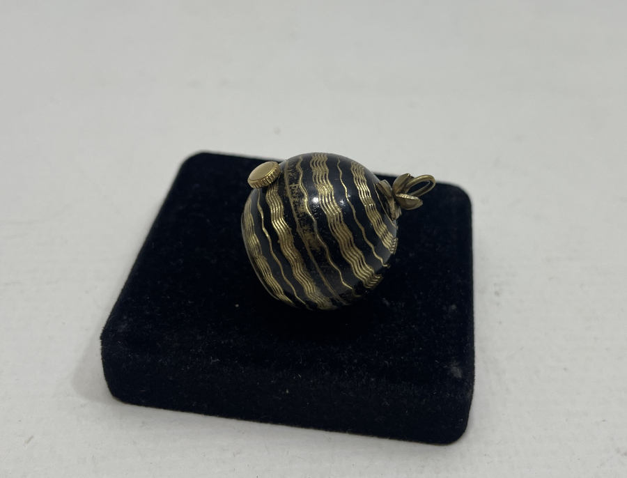 KURMALI ANTİKA KOLYE SAAT