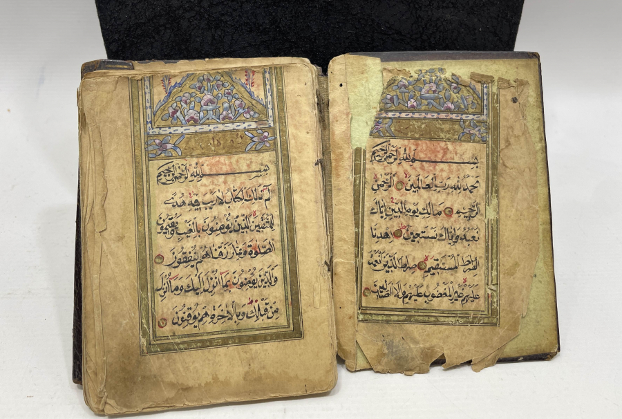 ÖNEMLİ HATTATLARDAN BURSALI MEHMED VEHBİ EFENDİ'YE AİT ÇOK NADİR EL YAZMA ENAM-I ŞERİF