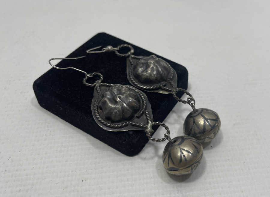 OSMANLI DÖNEMİ ÇERKES İŞİ SAVATLI GÜMÜŞ KÜPE