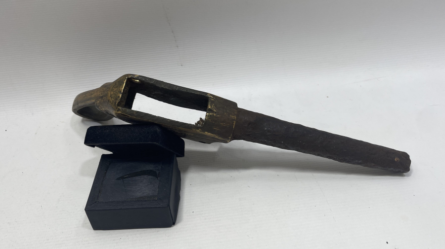 OSMANLI DÖNEMİ ÇOK NADİR AYNALI MARTİN SUBAY TABANCASI PARÇASI