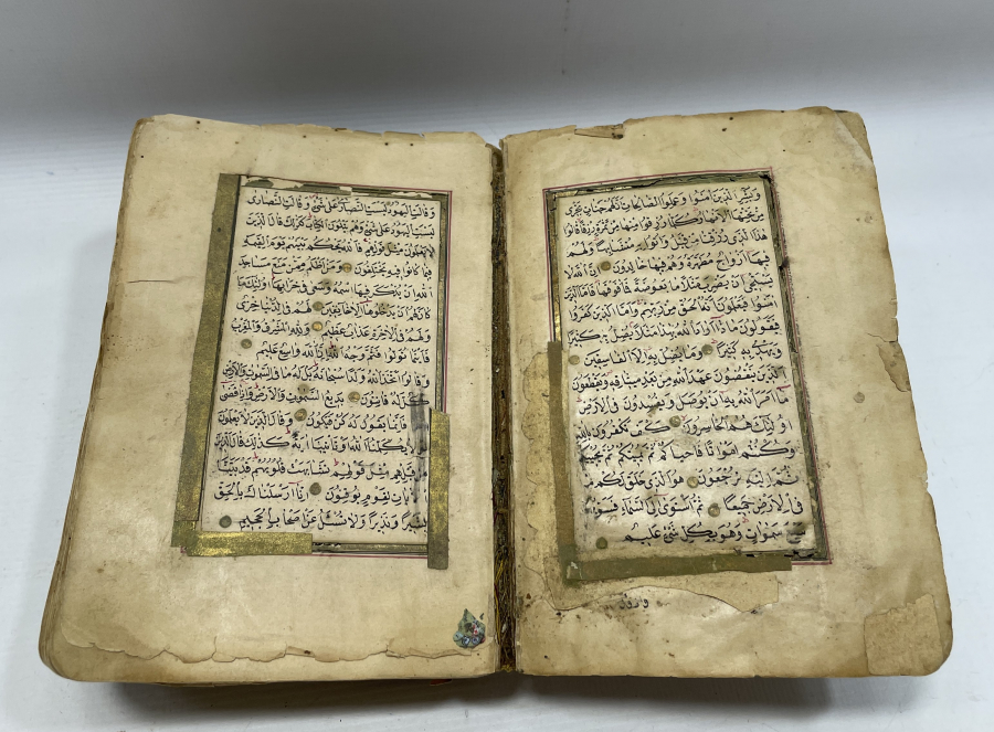 OSMANLI DÖNEMİ EL YAZMA ÇOK NADİR TEZHİPLİ KETEBELİ VE TARİHLİ KUR'AN -I KERİM